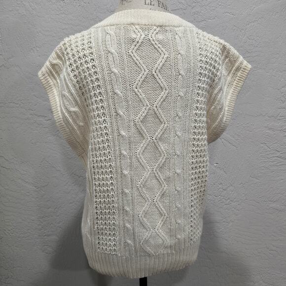 Authentic Vintage Forenza Sportwear Oversized V Neck Cable Knit Sweater Vest - Picture 3 of 10